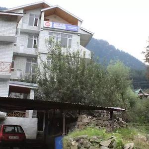 Hotel Manali Continental