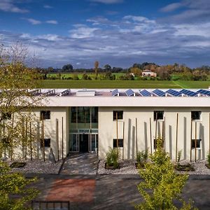 Park Hotel & Residence By The Cube